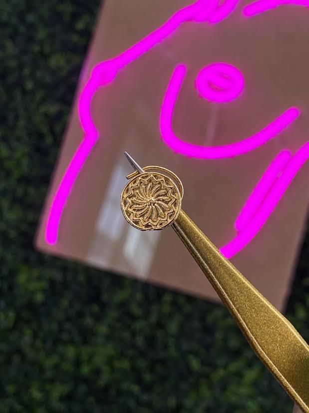 Spiral Flower Nose Stud corkscrew