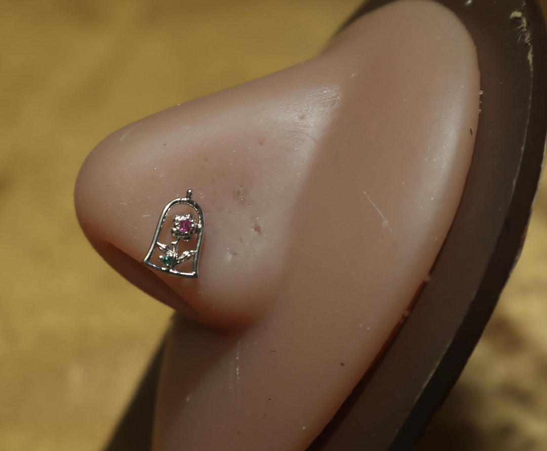 Rose in Vase Nose Stud