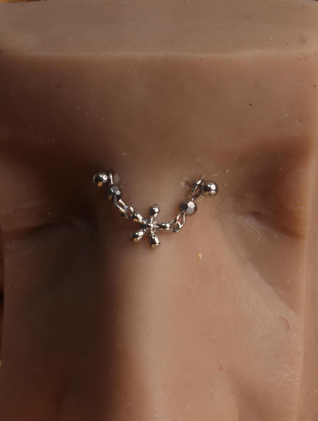 Silver Single Flower High nostril jewelry
