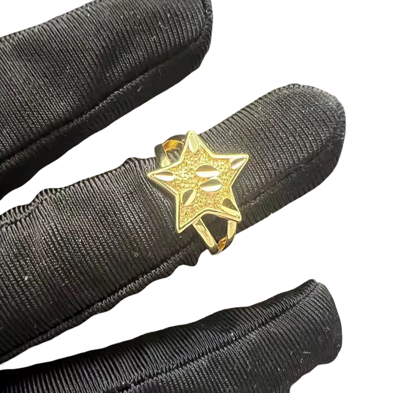 18K Gold Nugget Stardust Star Ring