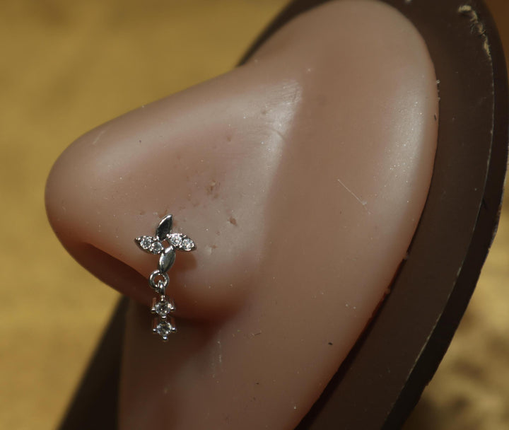 Four leaf dangle nose ring