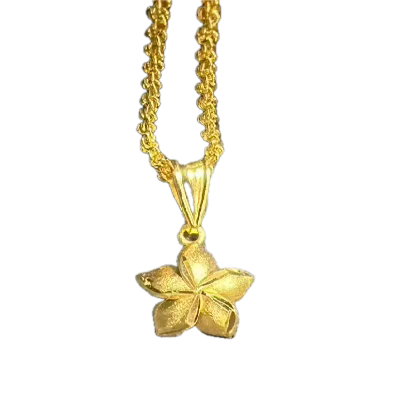 18K Gold Bloom Flower Pendant Necklace