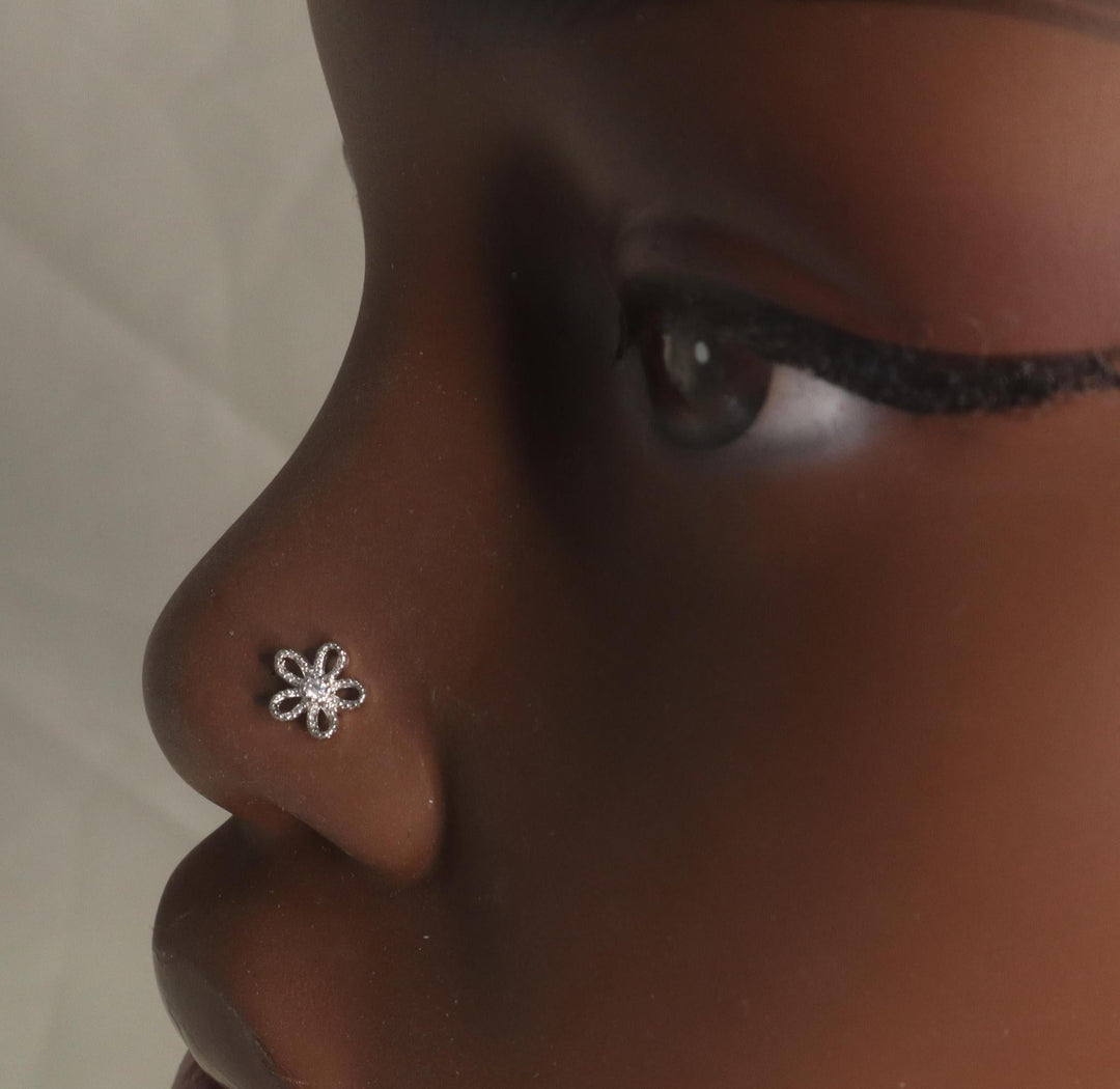 Little Rhinestone Flower Nose Stud Piercing - YoniDa'Punani